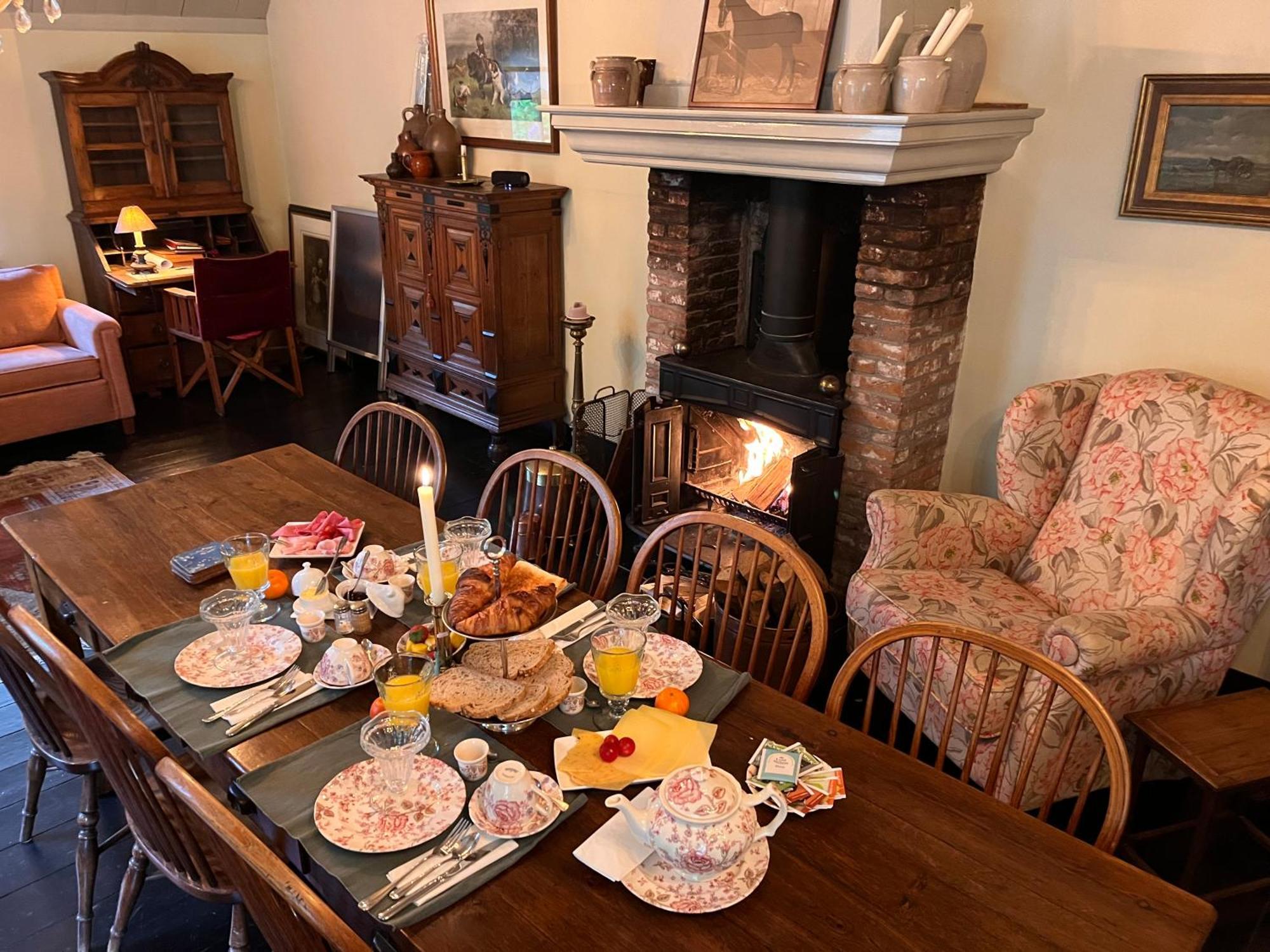 B&B Het Gasthuys Амеронген Екстериор снимка